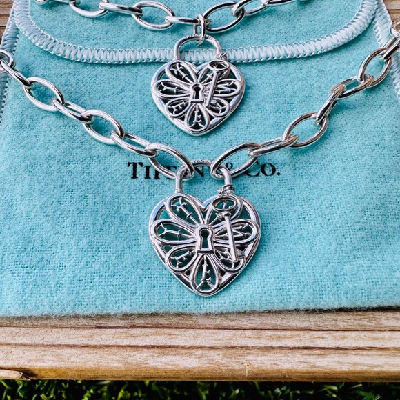 Tiffany & Co. Filigree Heart Key Pendant Necklace in Silver, 17.75" - Picture 2 of 4